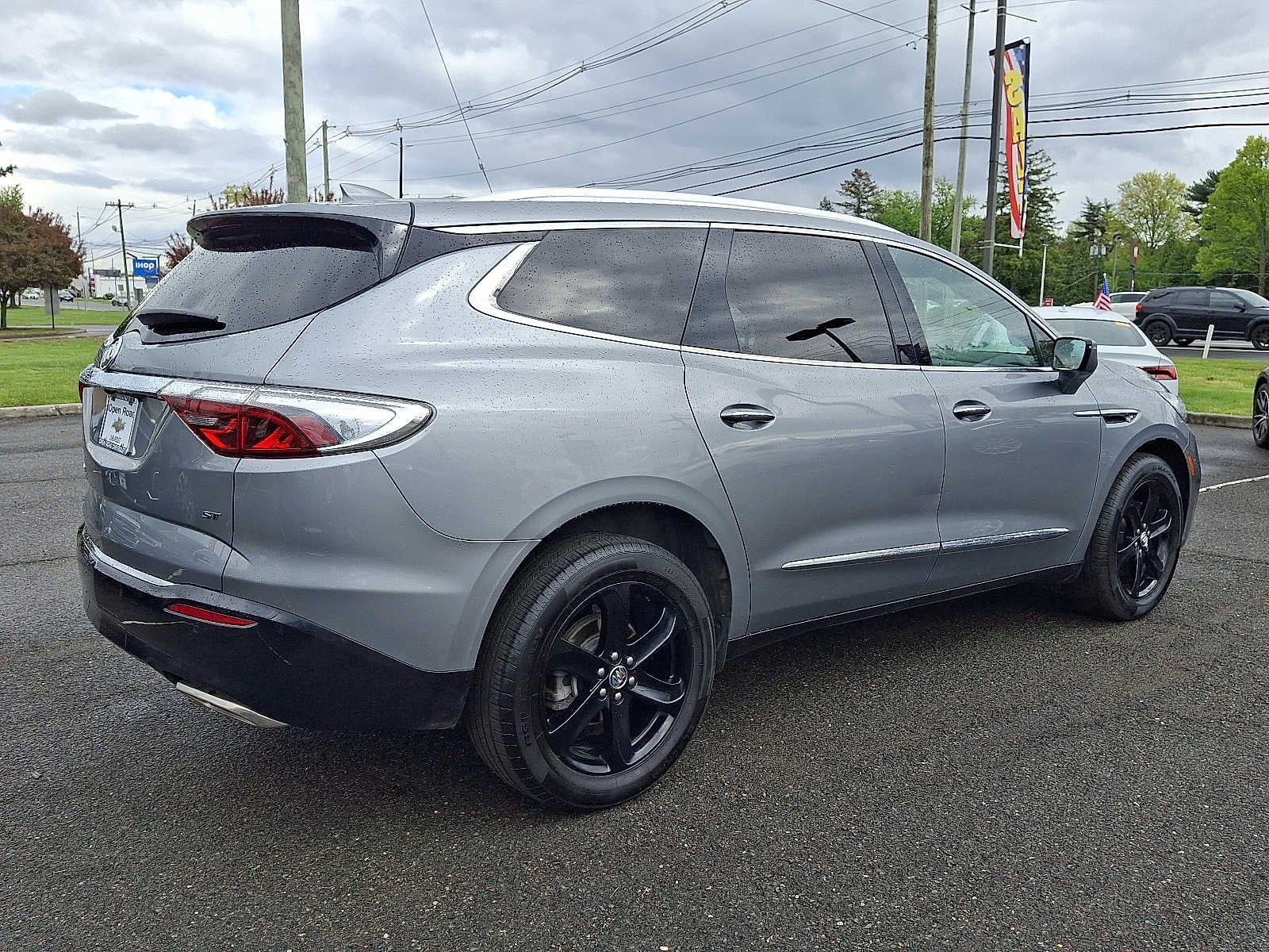 2023 Buick Enclave Essence