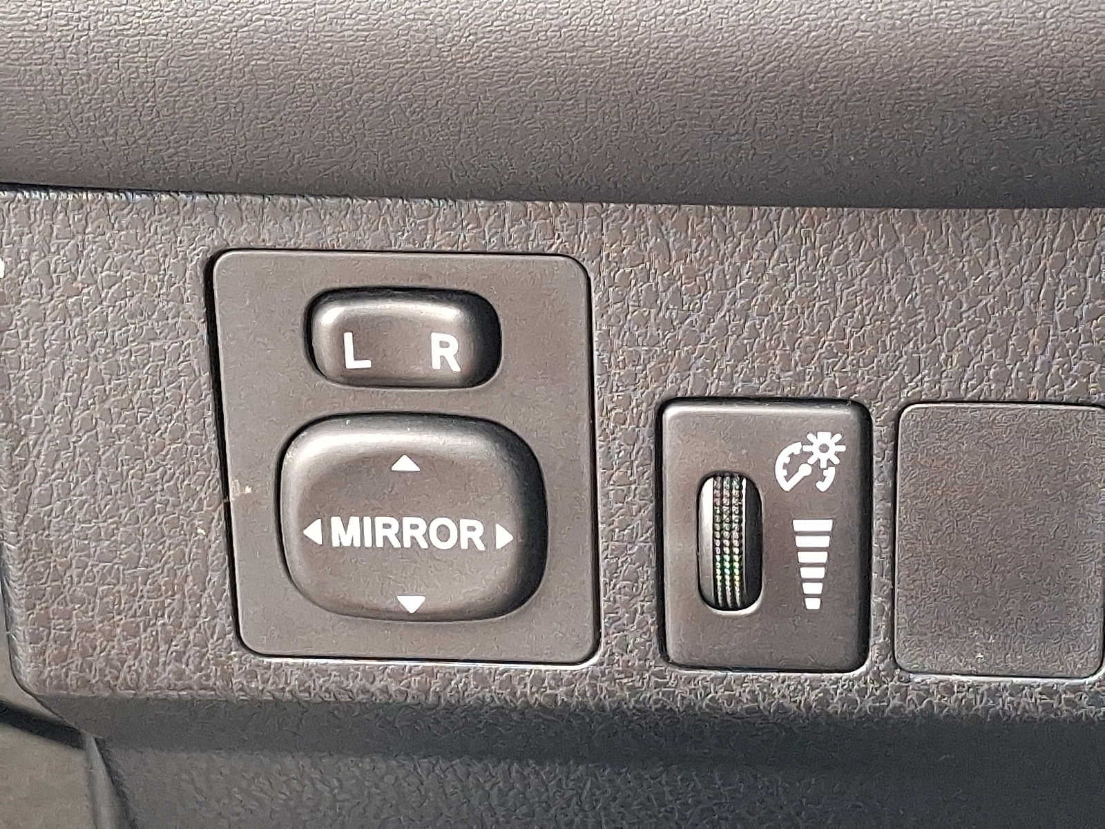 2016 Toyota RAV4 SE