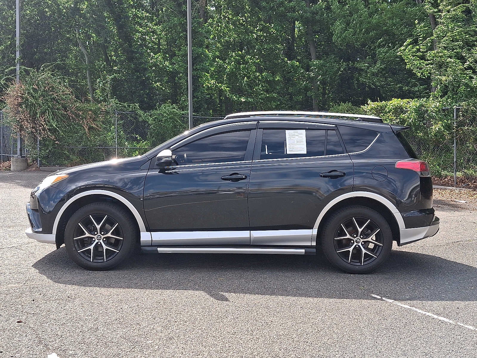 2016 Toyota RAV4 SE