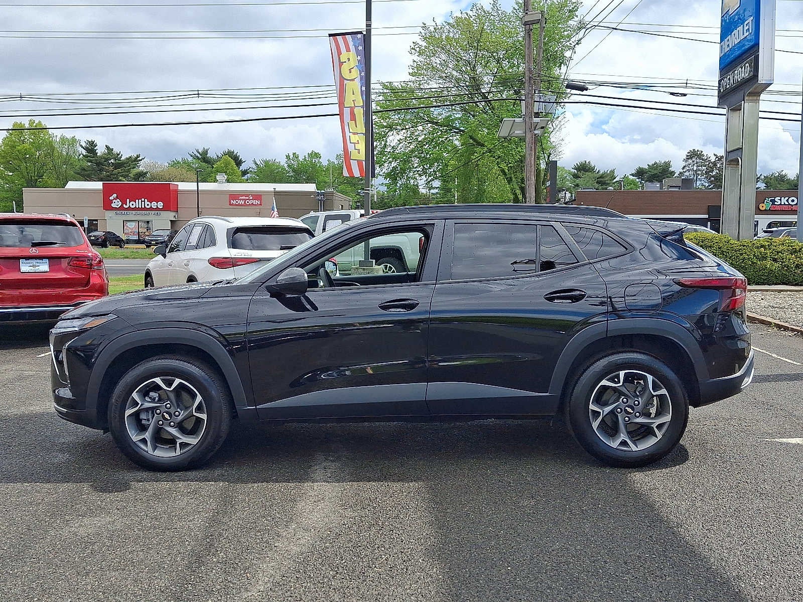 2024 Chevrolet Trax LT