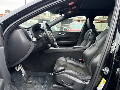 2019 Volvo XC60 R-Design