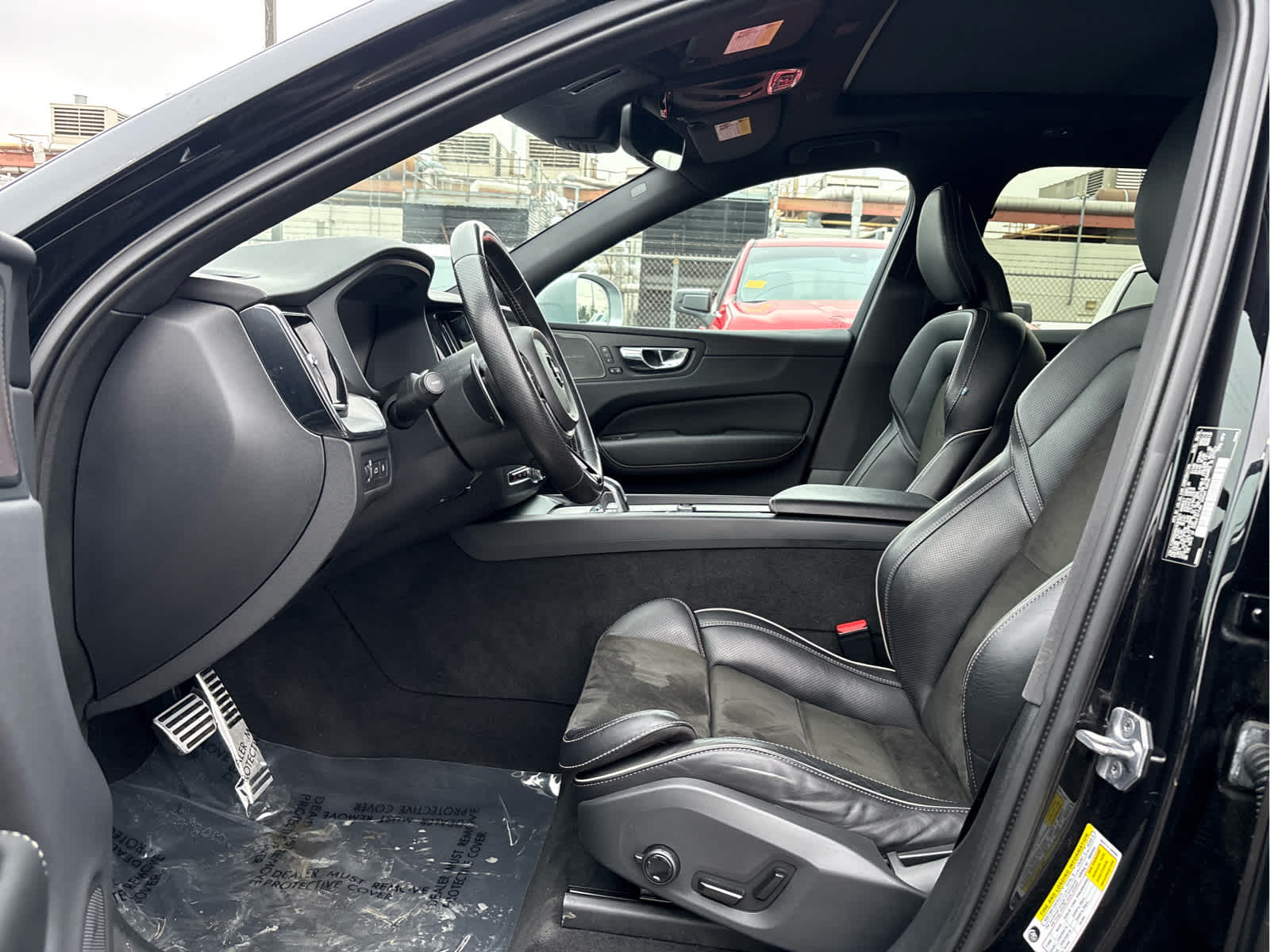 2019 Volvo XC60 R-Design