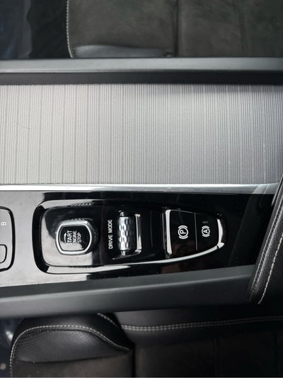 2019 Volvo XC60 R-Design