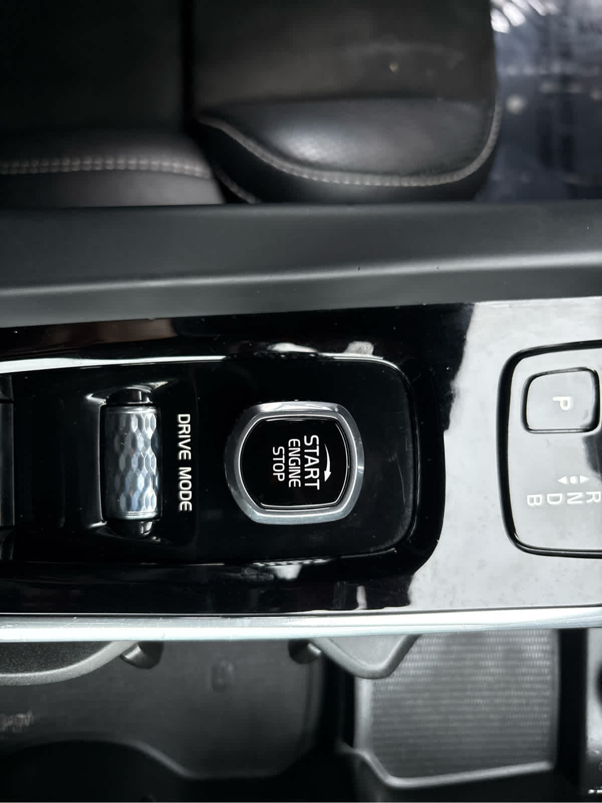 2019 Volvo XC60 R-Design