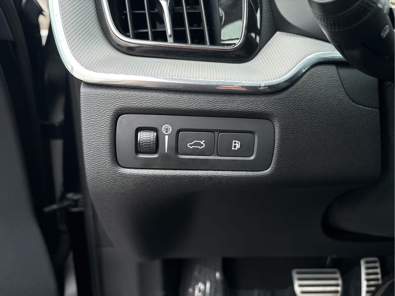 2019 Volvo XC60 R-Design