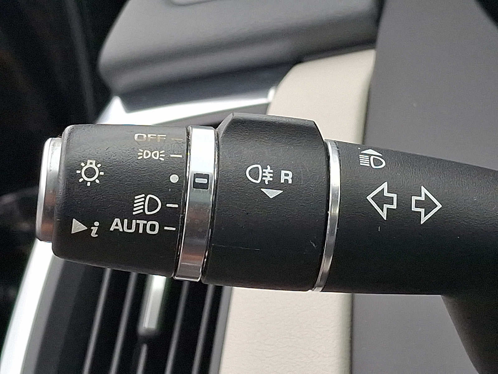 2020 Jaguar E-PACE SE P250 AWD Automatic