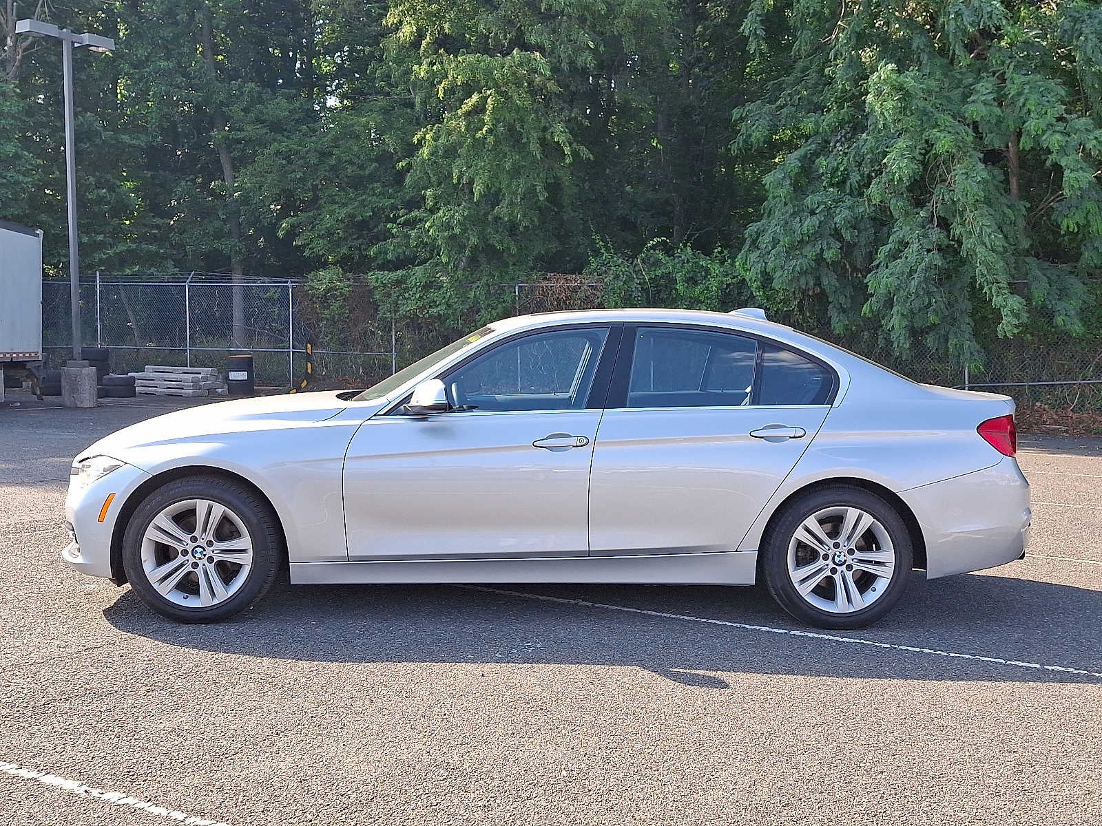 2018 BMW 330i xDrive