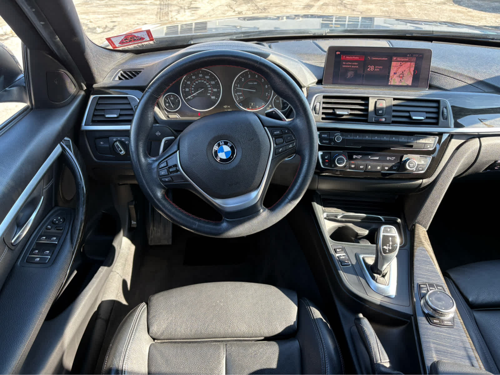 2018 BMW 3 Series 330i xDrive
