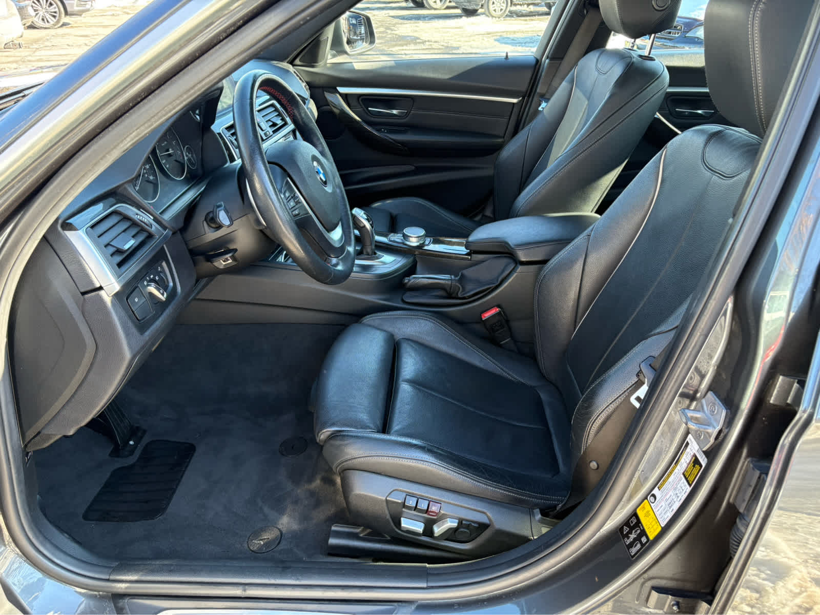 2018 BMW 3 Series 330i xDrive