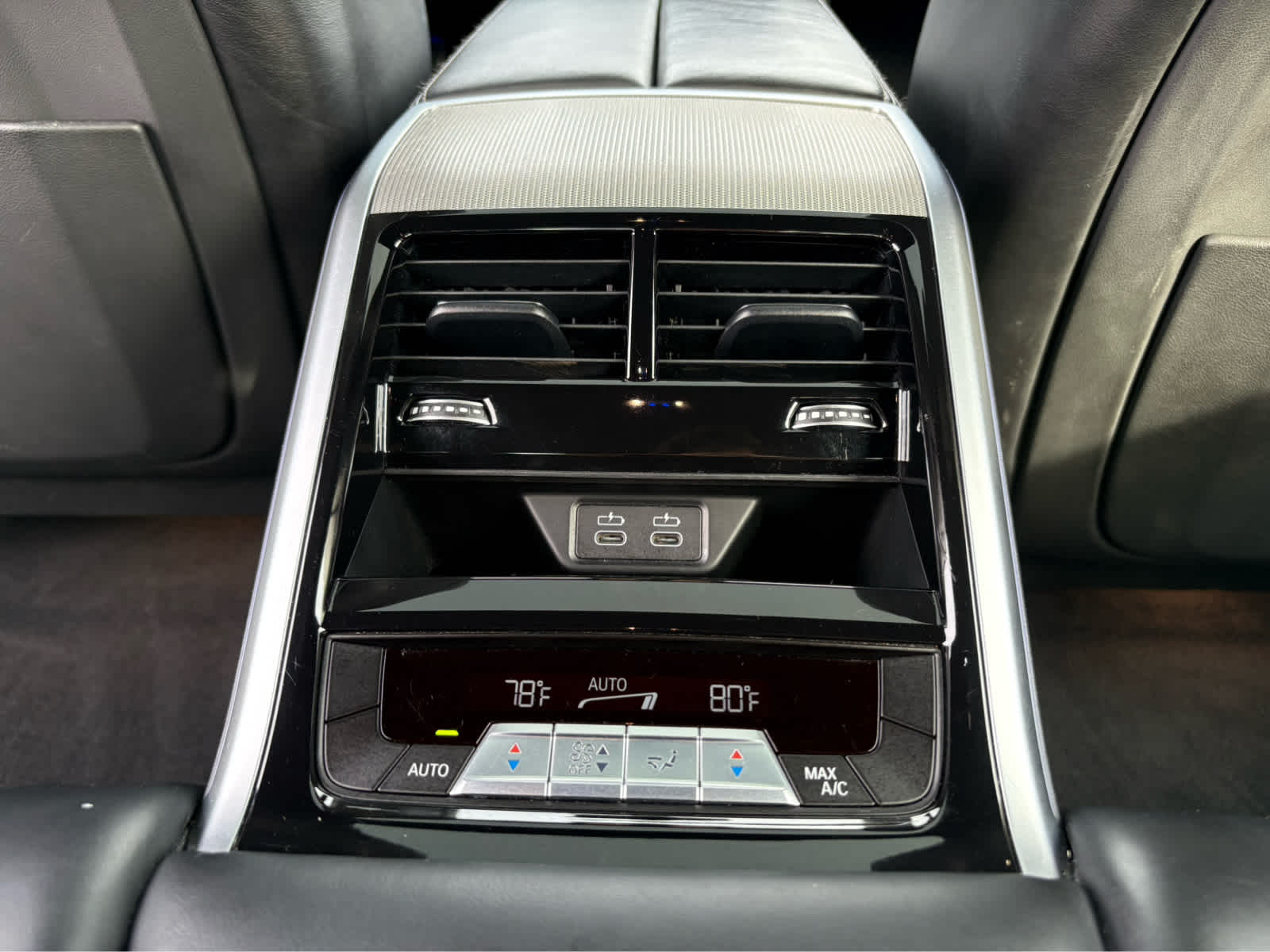 2023 BMW 8 Series 840i