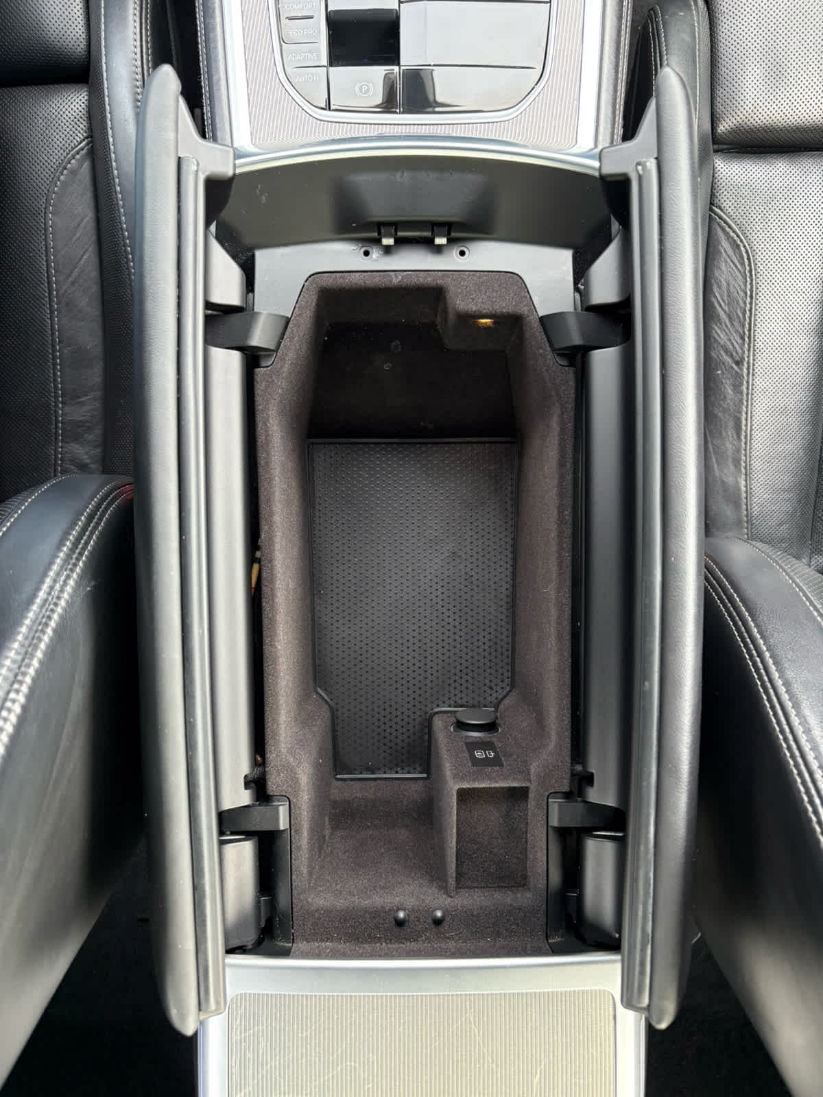 2023 BMW 8 Series 840i